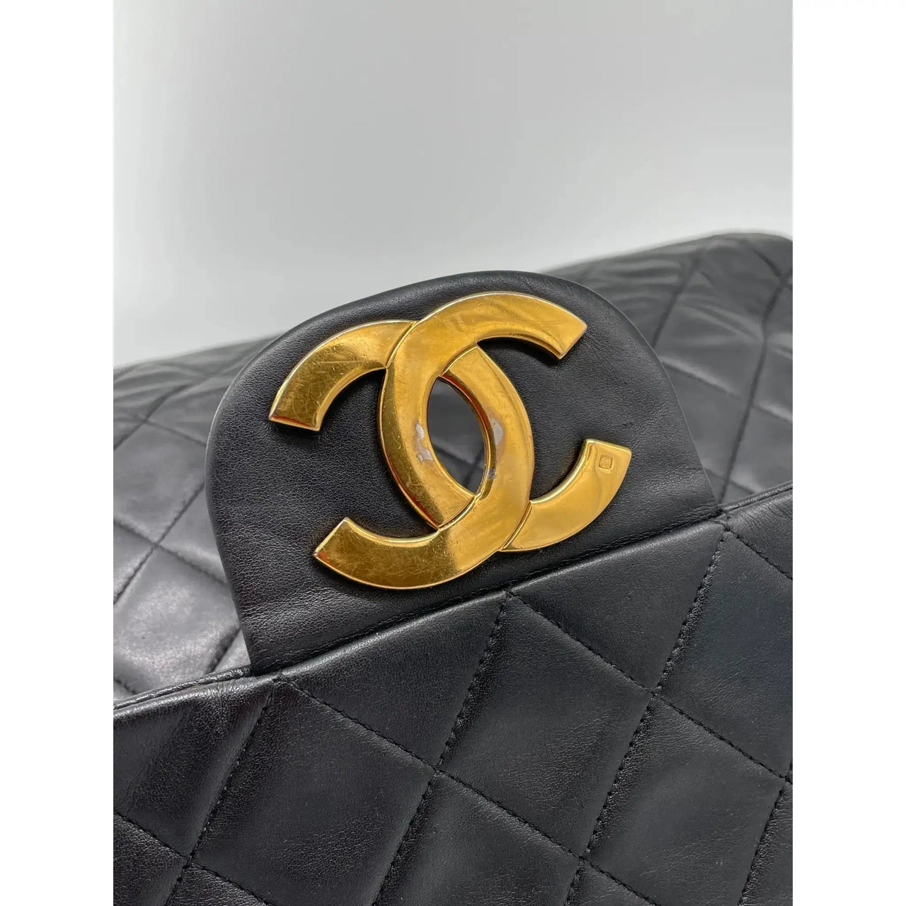 VINTAGE CHANEL HANDBAG CC CLASP IN QUILTED LEATHER PURSE PURSE