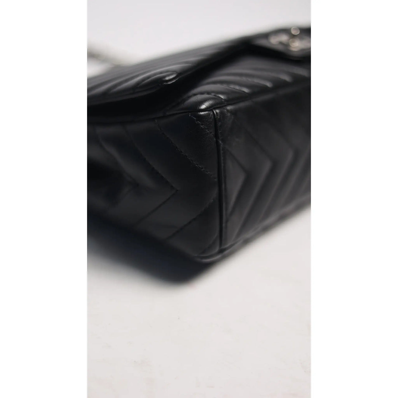 Replica Chanel Small Classic Double Flap Bag 23cm Caviar Black