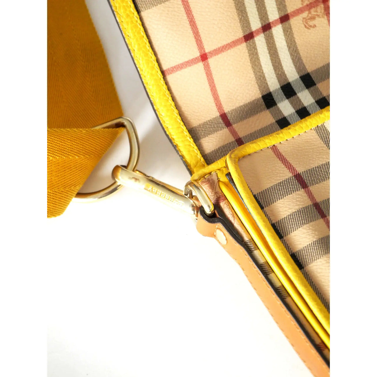 Burberry shoulder bag Comptoir Vintage