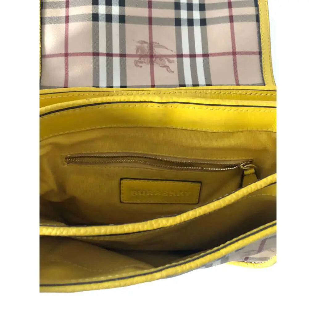 Burberry shop bag yellow